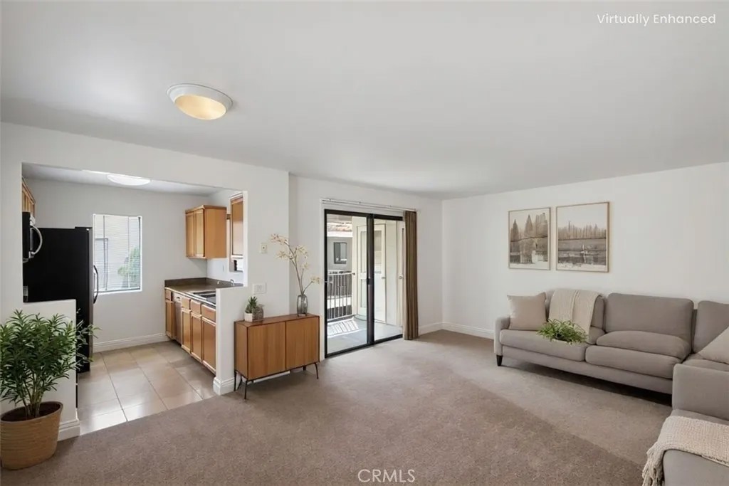 10166 Camino Ruiz 32