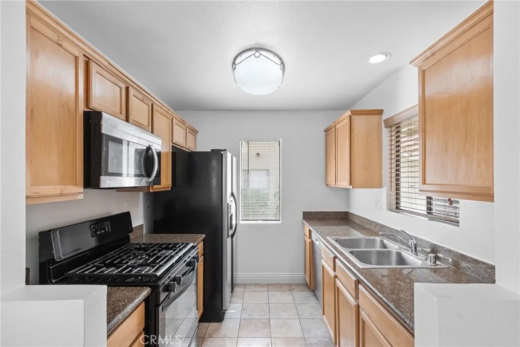 10166 Camino Ruiz 32