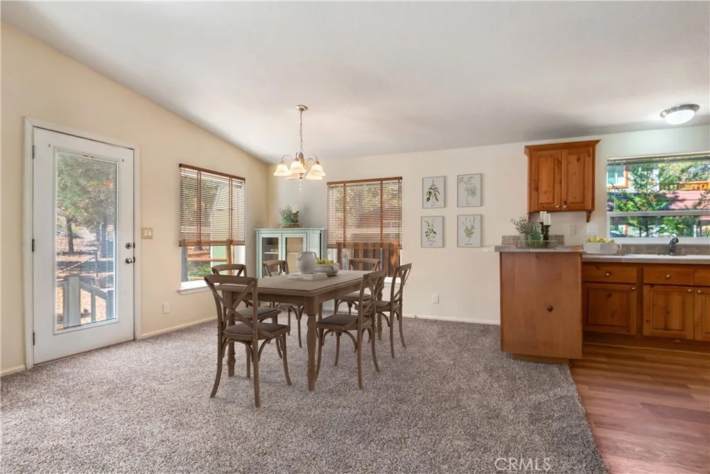 2308 Manzanita Lane