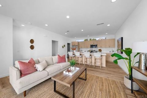 2238 Calle Chanate Paradise Hills CA 92139