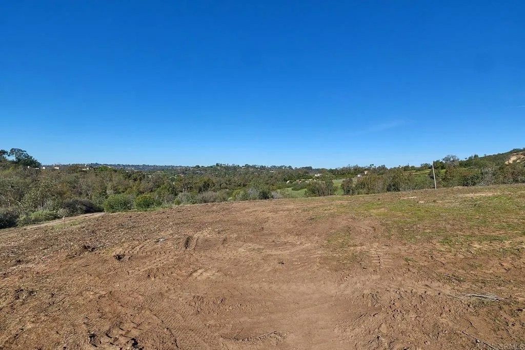 Photo of 16331 Rambla De Las Flores, Rancho Santa Fe, CA 92067 (MLS # NDP2600601)