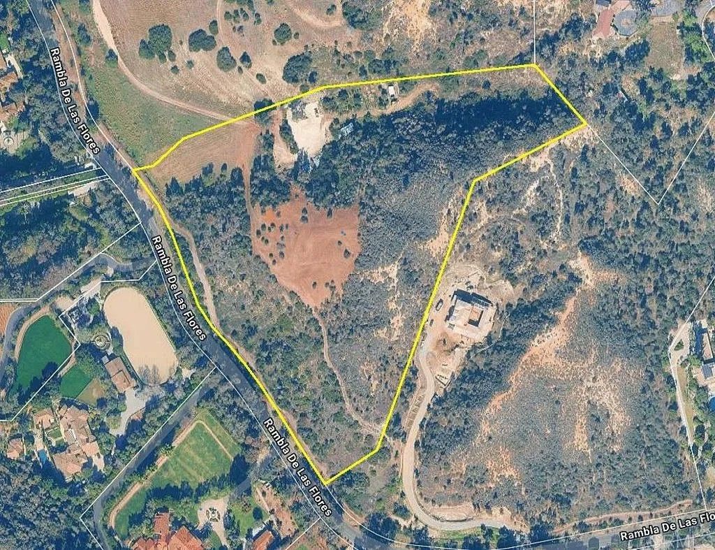 Photo of 16331 Rambla De Las Flores, Rancho Santa Fe, CA 92067 (MLS # NDP2600601)