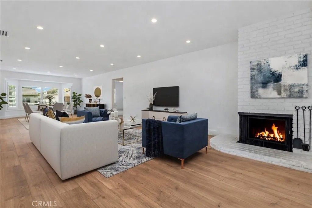 Photo of 5450 Wortser Avenue, Sherman Oaks, CA 91401 (MLS # SR26029658)