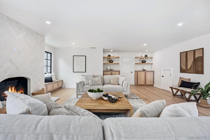 1312 3rd St