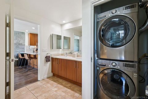 Tiny photo for 800 The Mark Ln #1203, San Diego, CA 92101 (MLS # 250045616)