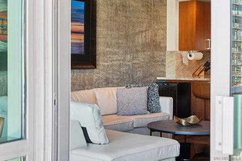 Tiny photo for 800 The Mark Ln #1203, San Diego, CA 92101 (MLS # 250045616)