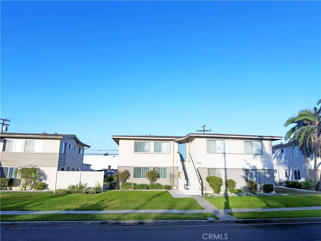 2976 Royal Palm