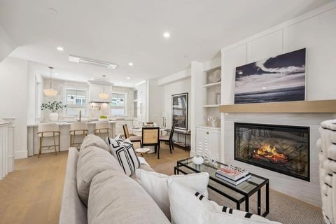 743 G Avenue Coronado CA 92118