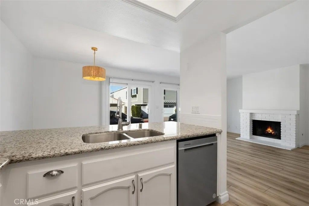 Photo of 608 36th Street #B, Newport Beach, CA 92663 (MLS # OC26073001)