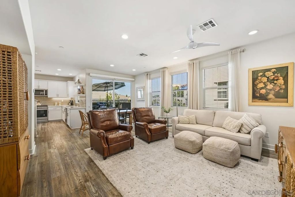 Photo of 4346 Nautilus Way #6, Oceanside, CA 92056 (MLS # 250043003)