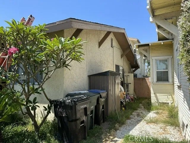 4023-Street E 58th