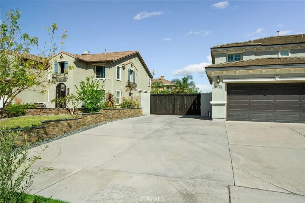 Photo of 10756 Saffron Street, Fontana, CA 92337 (MLS # CV26049209)
