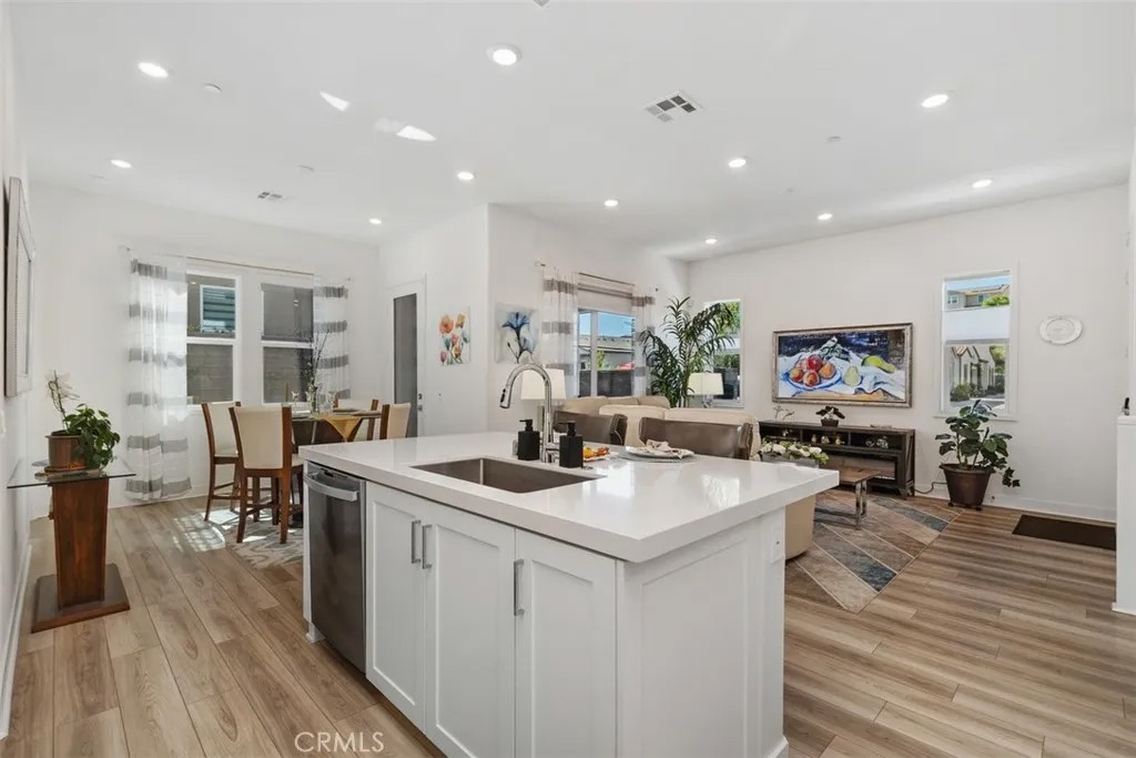 888 Sunrise Road