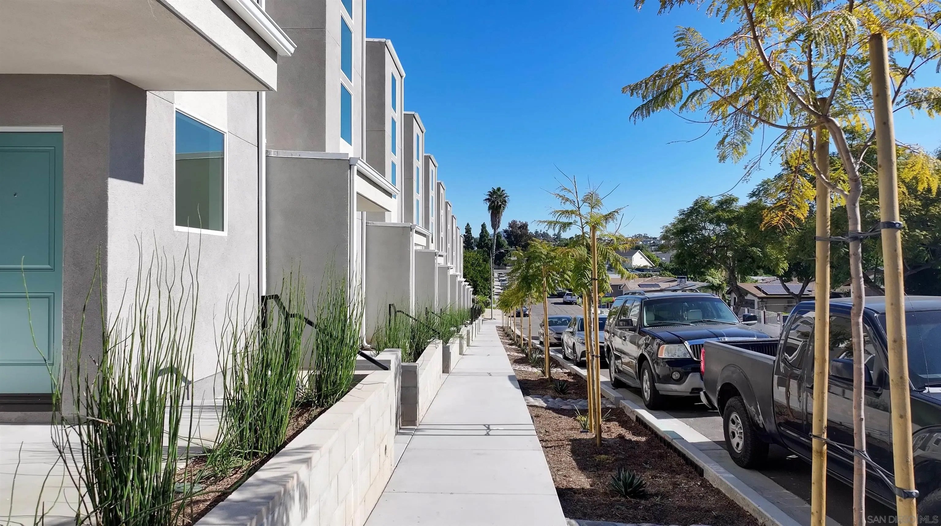 4964 Ocean View Blvd.