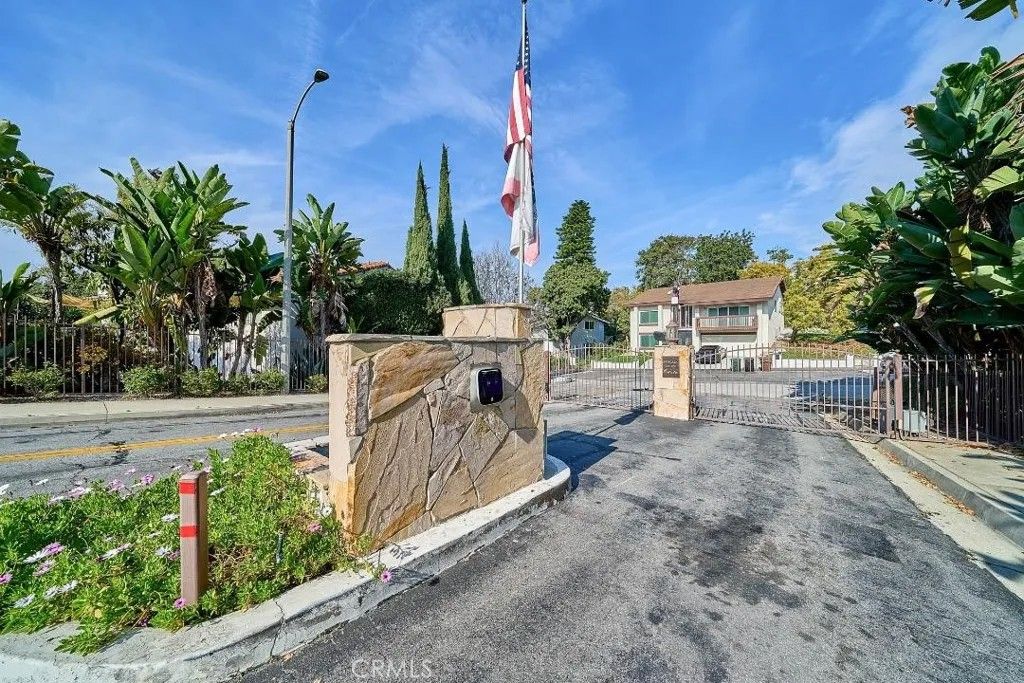 Photo of 15422 Circle Ridge Ln, Hacienda Heights, CA 91745 (MLS # AR26048602)