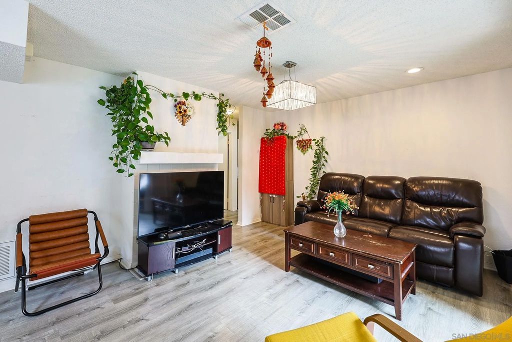 Photo of 10894 Aderman Ave #191, San Diego, CA 92126 (MLS # 260005716)