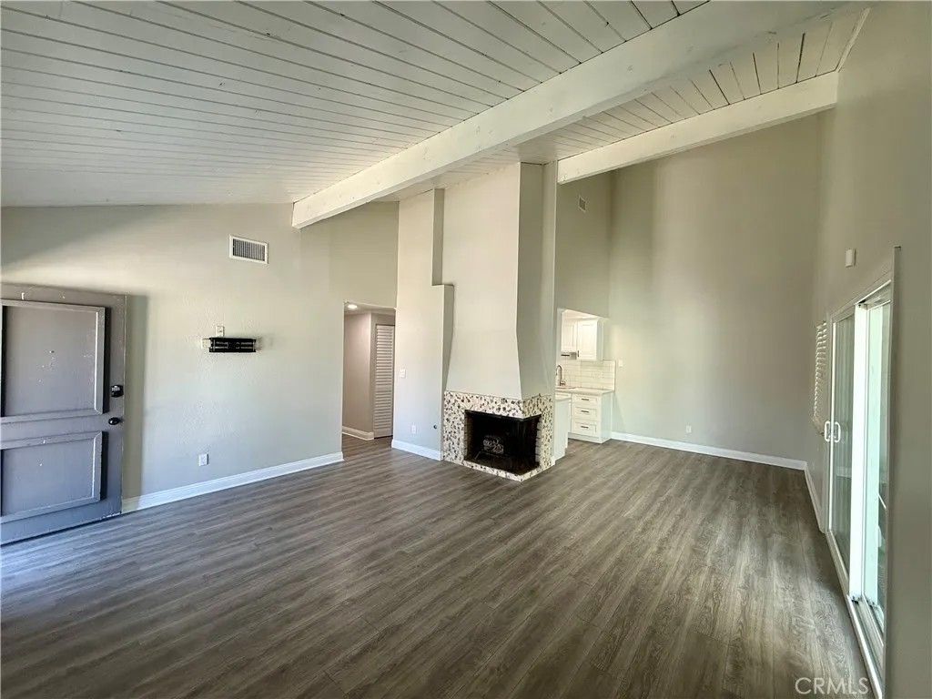 Photo of 1386 W 8th Street, Upland, CA 91786 (MLS # CV26065795)