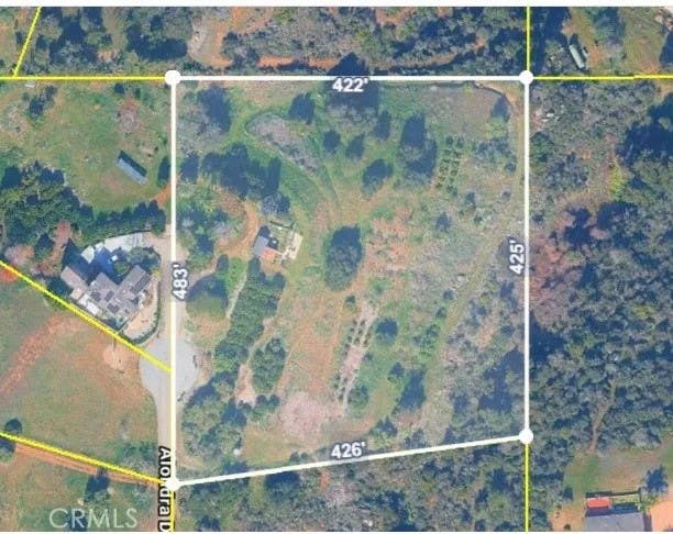 Photo of 1589 Aldorado Dr, Vista, CA 92084 (MLS # ND26173713)