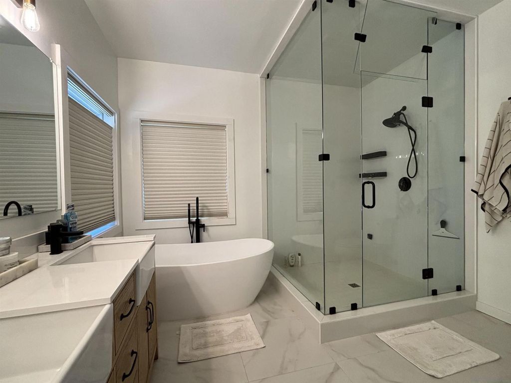 Photo of 6960 W Lilac Rd, Bonsall, CA 92003 (MLS # 250034371)