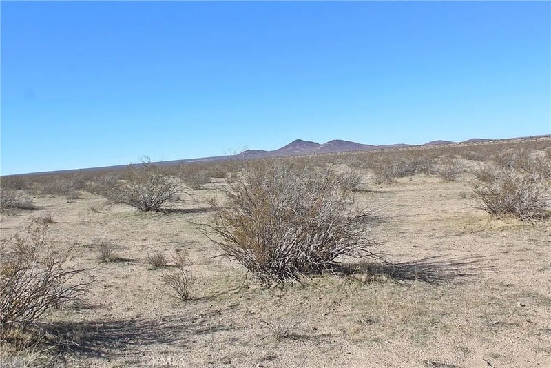112 Off Highway 395 and Buckthorne Canyon
