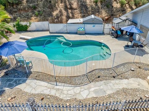 Photo of 46455 Konklin Rd, Coarsegold, CA 93614 (MLS # FR25280838)