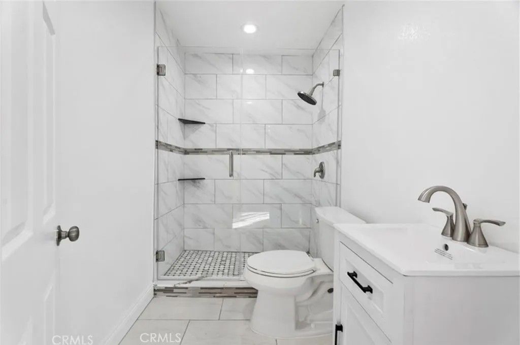 Photo of 8438 Gloria Avenue, North Hills, CA 91343 (MLS # SR26072161)