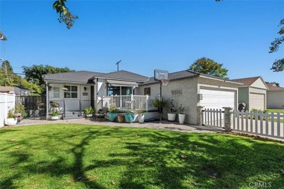 3442 N Studebaker Long Beach CA 90808