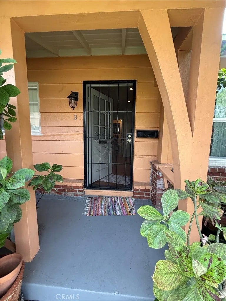 6030 Coldwater Canyon