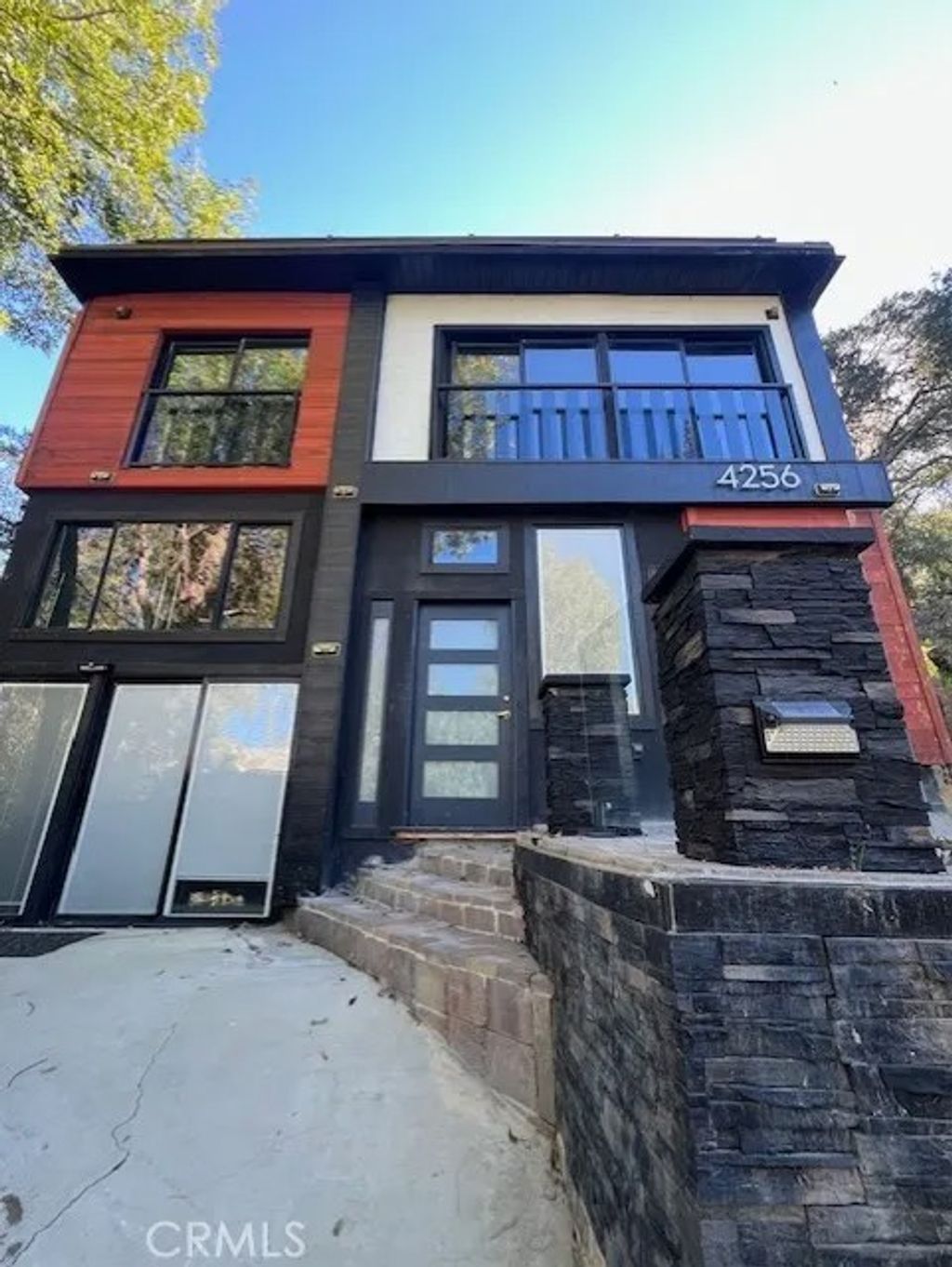 Photo of 4256 Rosario Road, Woodland Hills, CA 91364 (MLS # SR26075700)