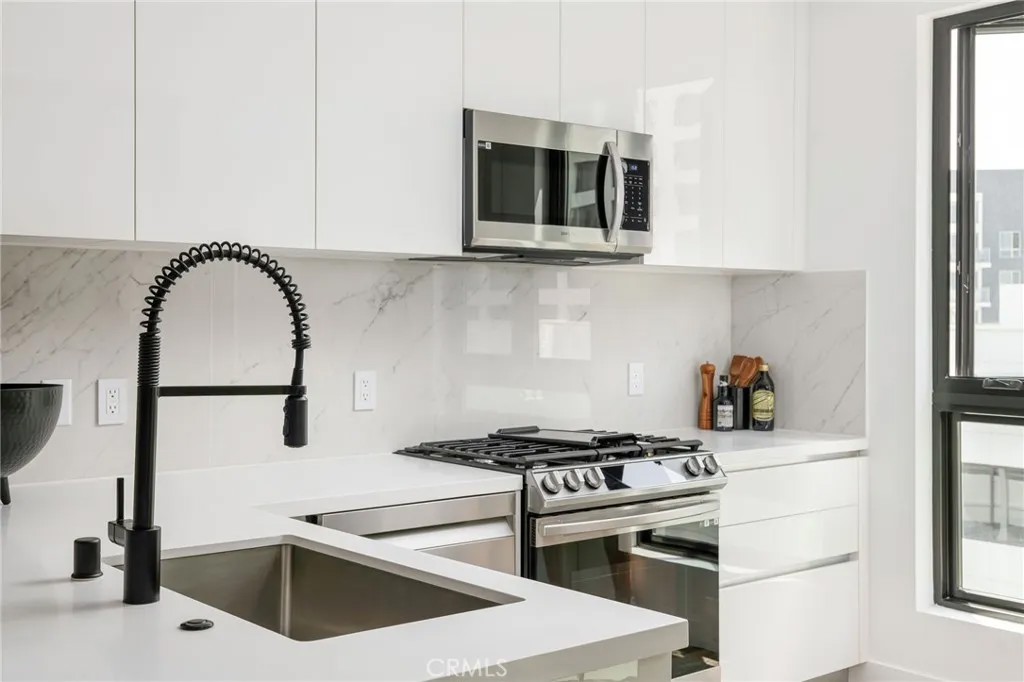118 Astronaut Ellison S Onizuka Street 710