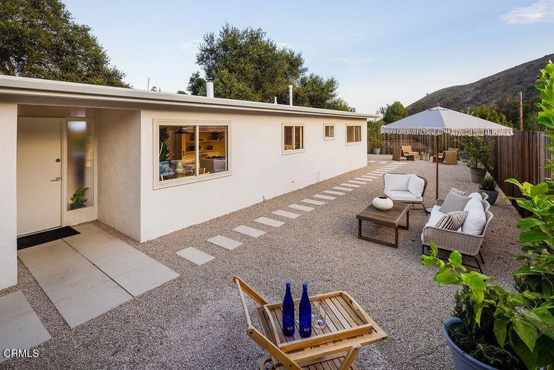 1170 Veronica Springs Road