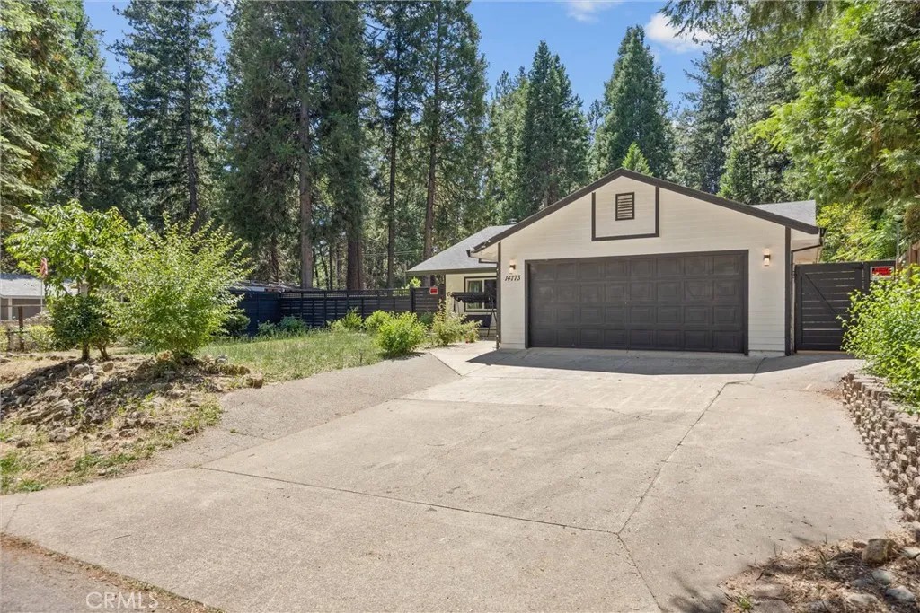 14773 Holmwood Drive