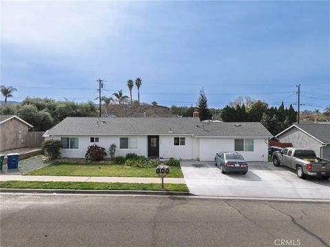 Photo of 1172 E Rice Ranch Road #101, 102, Santa Maria, CA 93455 (MLS # PI26027290)