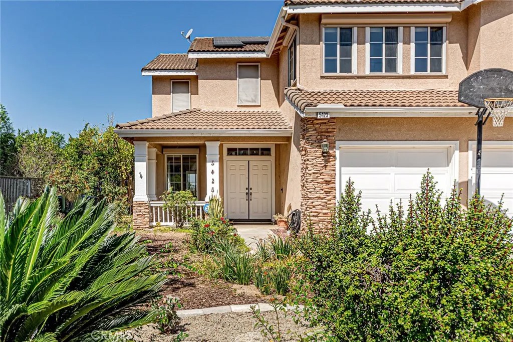 5423 Canmore Court