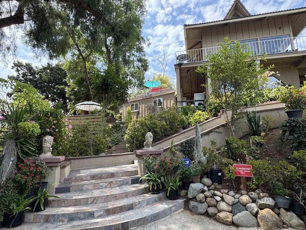 1135 OLD CHASE AVENUE