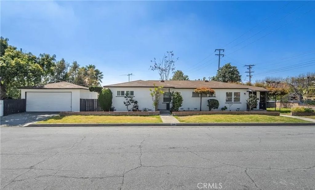 Photo of 700 S 2nd Ave, Arcadia, CA 91006 (MLS # TR25274017)
