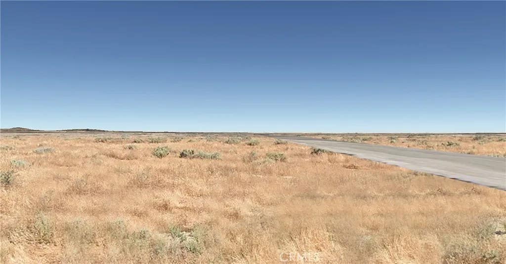Photo of 140 Dargatz, Buttonwillow, CA 93206 (MLS # PI26137653)