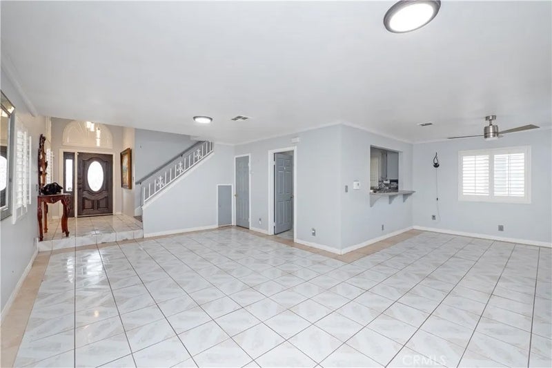 4754 Santa Ana