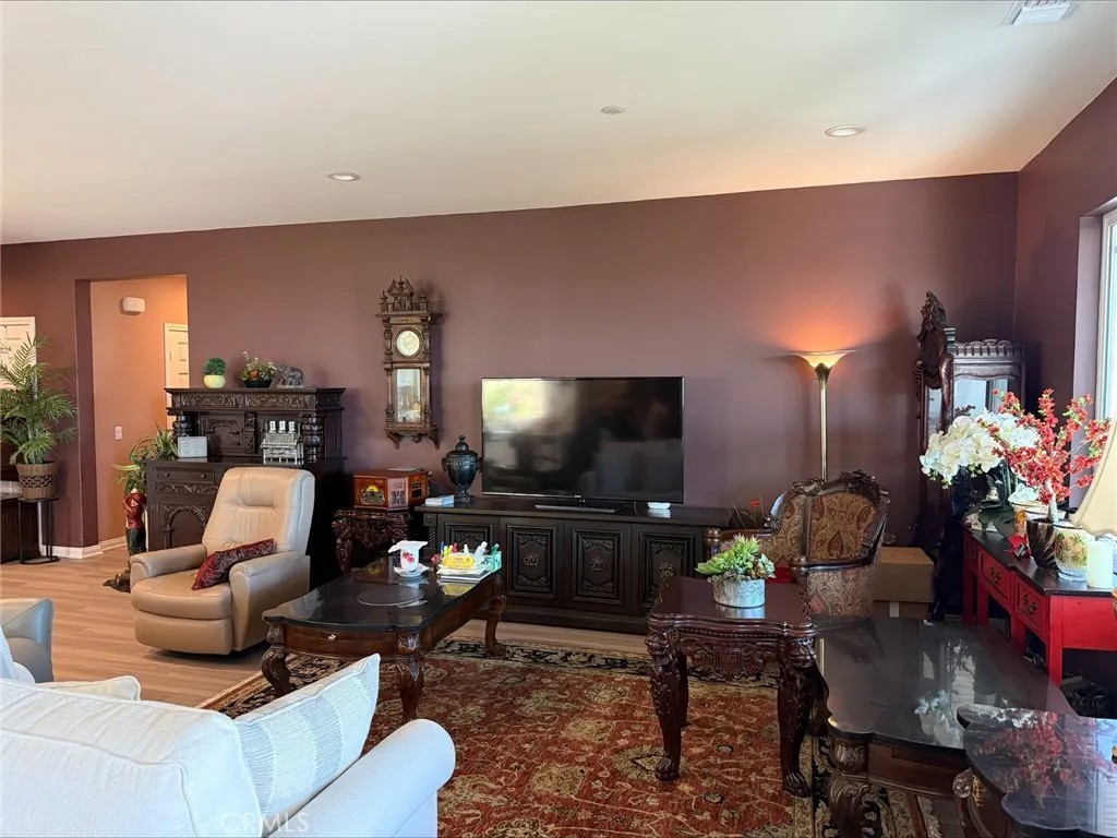 553 Chalakat Court