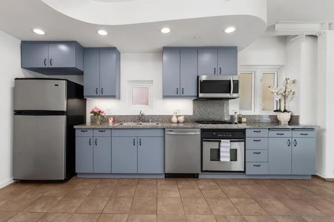 Tiny photo for 550 15Th St #401, San Diego, CA 92101 (MLS # 250038883)