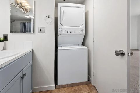 Tiny photo for 550 15Th St #401, San Diego, CA 92101 (MLS # 250038883)