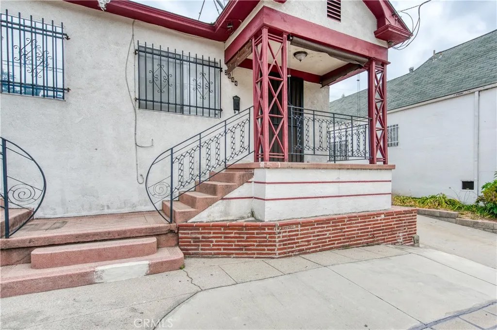 2644 Glendale Boulevard