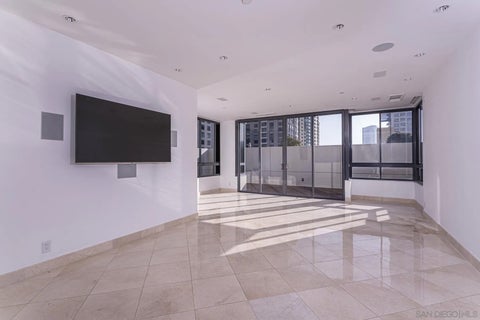 Tiny photo for 700 Front Street #501, San Diego, CA 92101 (MLS # 2600288)