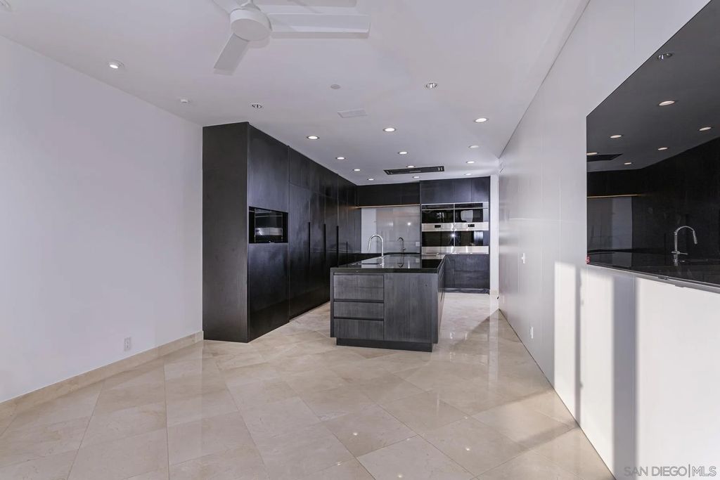 Photo of 700 Front Street #501, San Diego, CA 92101 (MLS # 2600288)