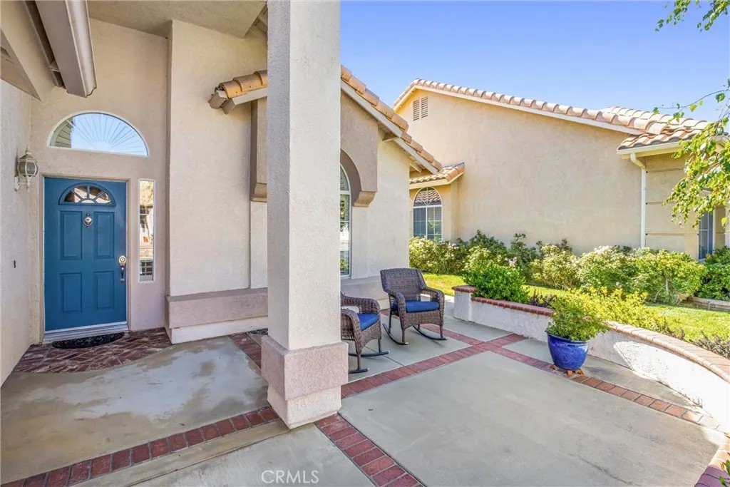 1455 Las Colinas