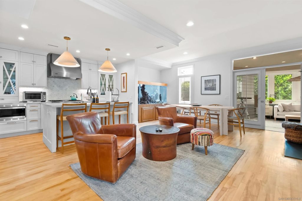 Photo of 211 27Th St, Del Mar, CA 92014 (MLS # 250036566)