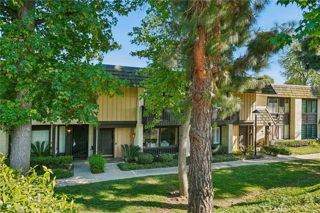 744 Smokewood Lane