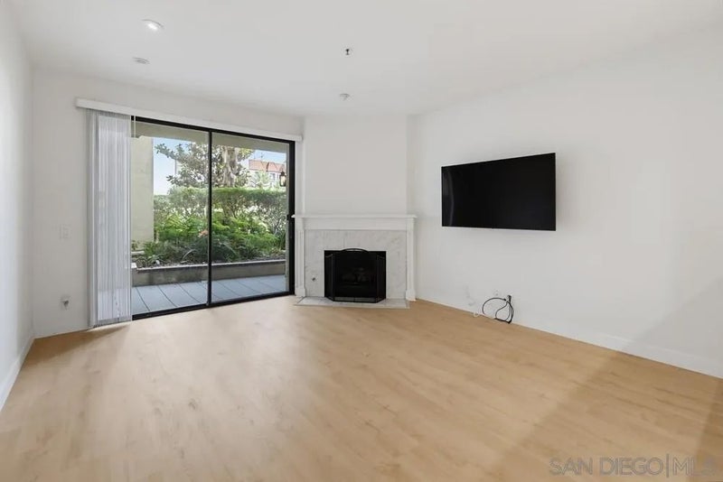 5865 Friars Rd 3104