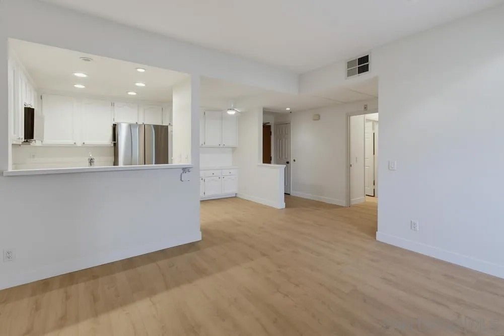 5865 Friars Rd 3104