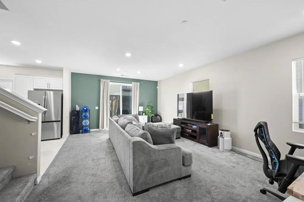 10719 PORTER